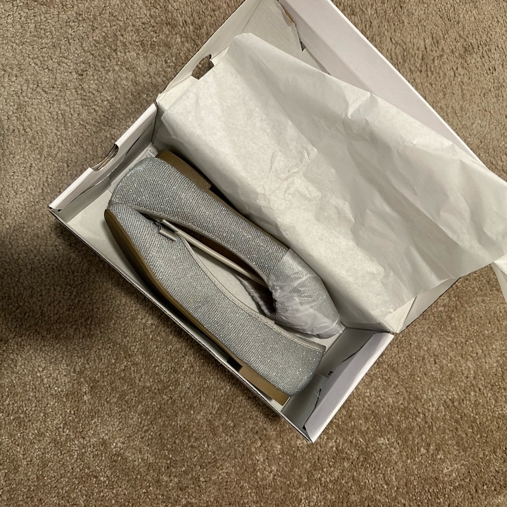 Silver Sparkling Flats - Picture 3 of 3